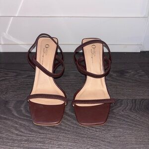 MISS LOLA Brown Strappy Sandals